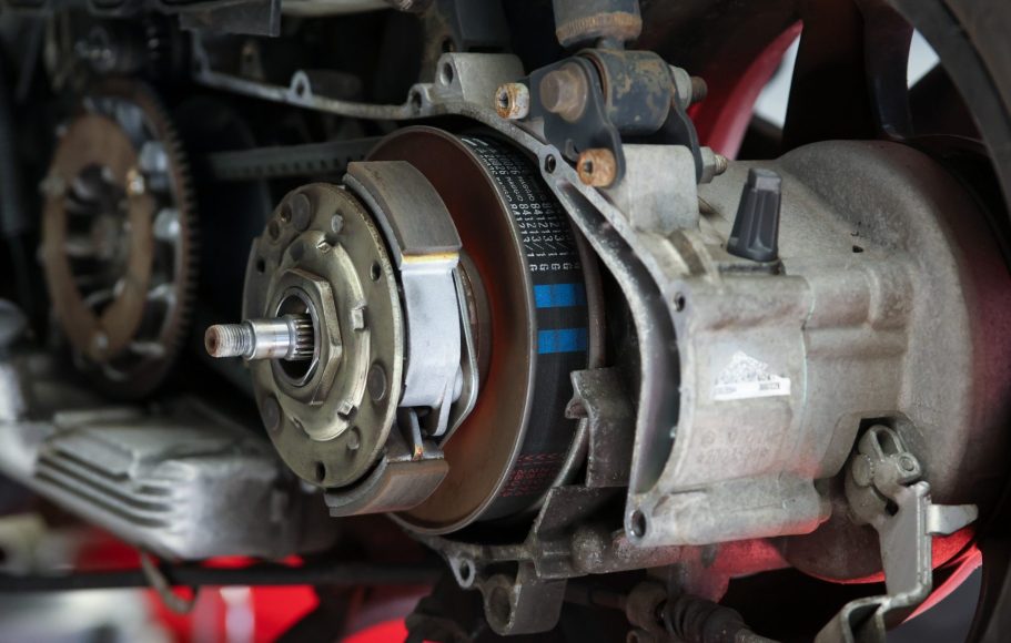 2TaktGarage Krefeld: Ersatzteile, Flüssigkeiten, Inspektionen 2TaktGarage Krefeld: Ersatzteile, Flüssigkeiten, Inspektionen